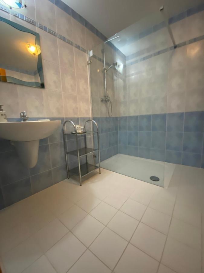 Penzion Vila Petra Bed&Breakfast Veľký Slavkov エクステリア 写真