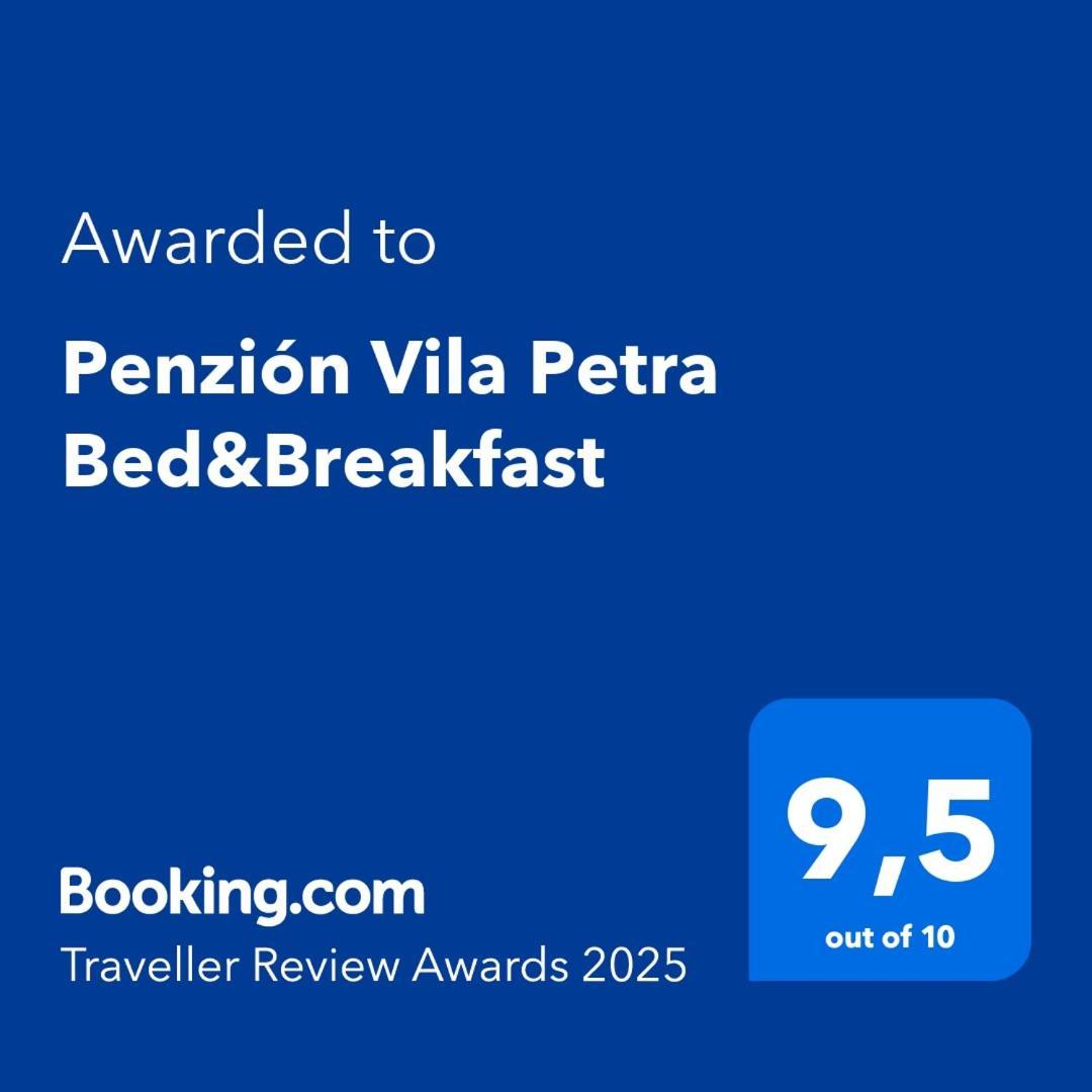 Penzion Vila Petra Bed&Breakfast Veľký Slavkov エクステリア 写真